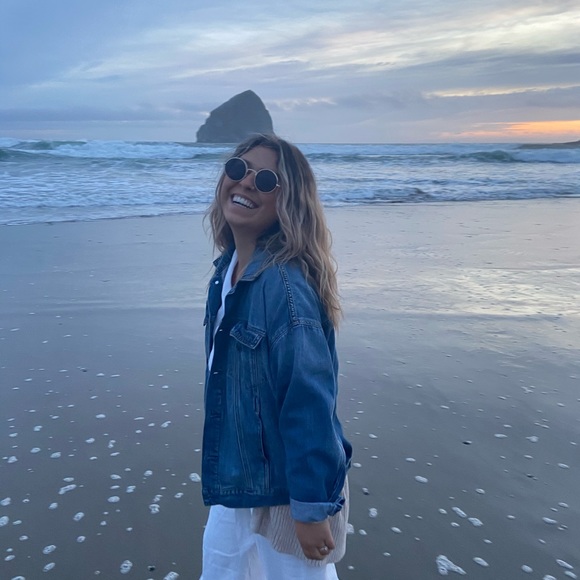 Cjla hunter jean jacket in size small - Picture 2 of 5